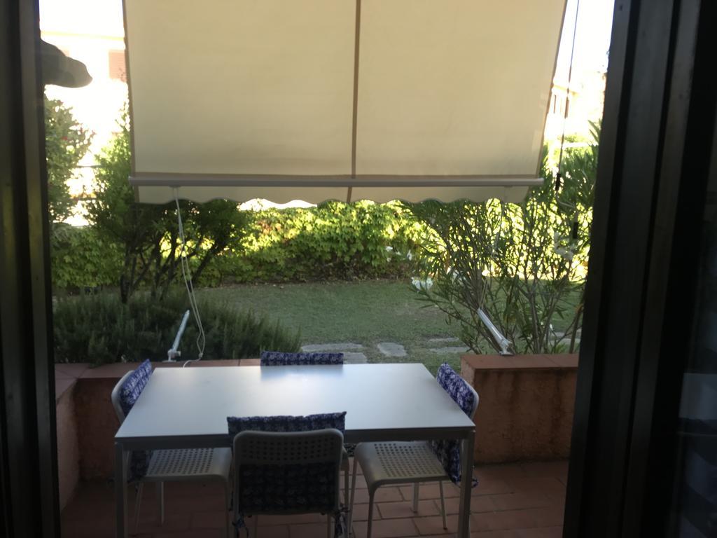 Bilocali Residenza Mediterranea Cannigione Exteriér fotografie