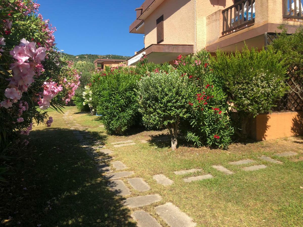 Bilocali Residenza Mediterranea Cannigione Exteriér fotografie